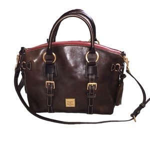 NWT DOONEY AND BOURKE PEBBLE GRAIN ZIP BRISTOL SATCHEL PURSE